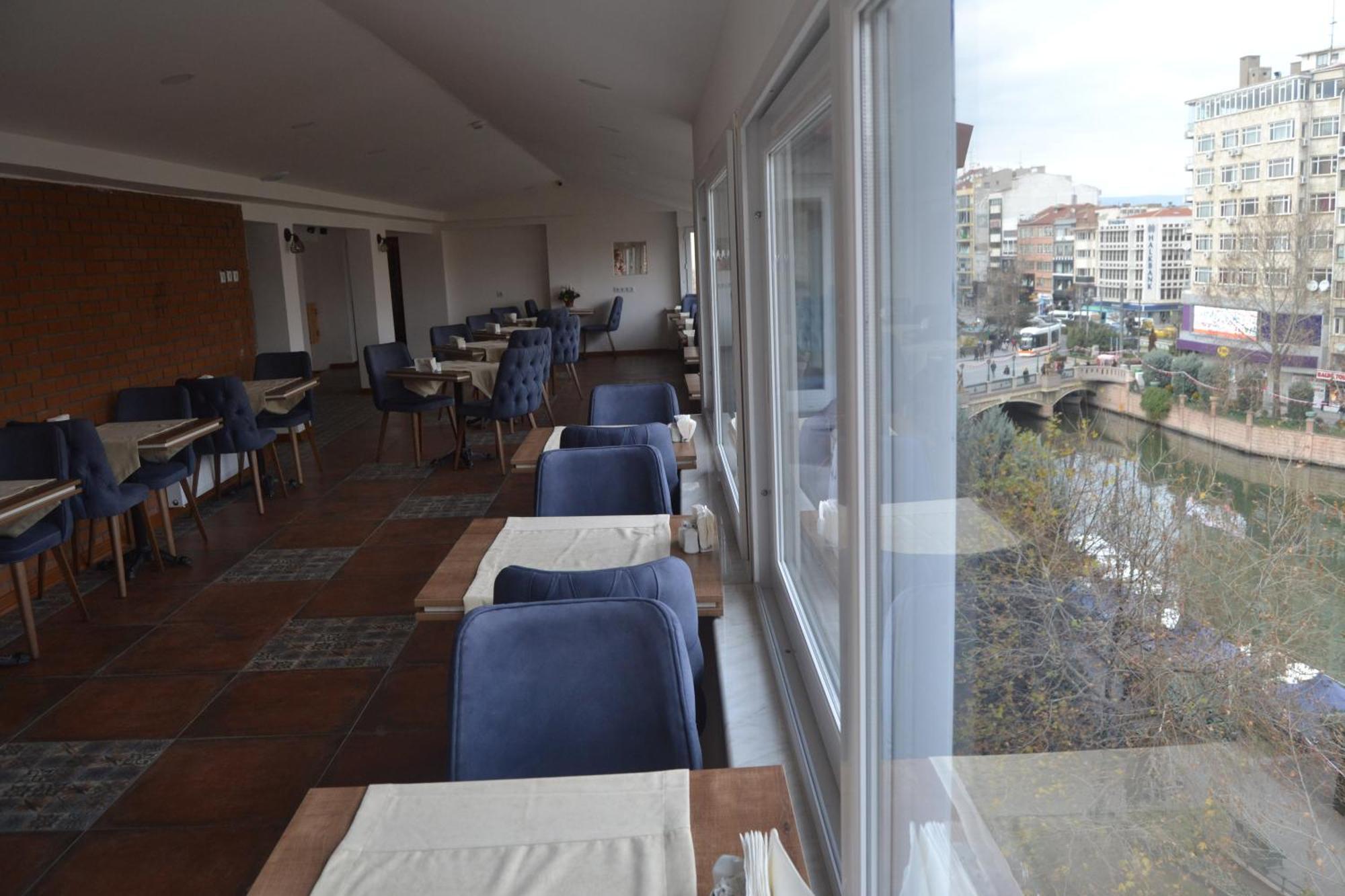 Manzara Hotel Эскишехир Экстерьер фото