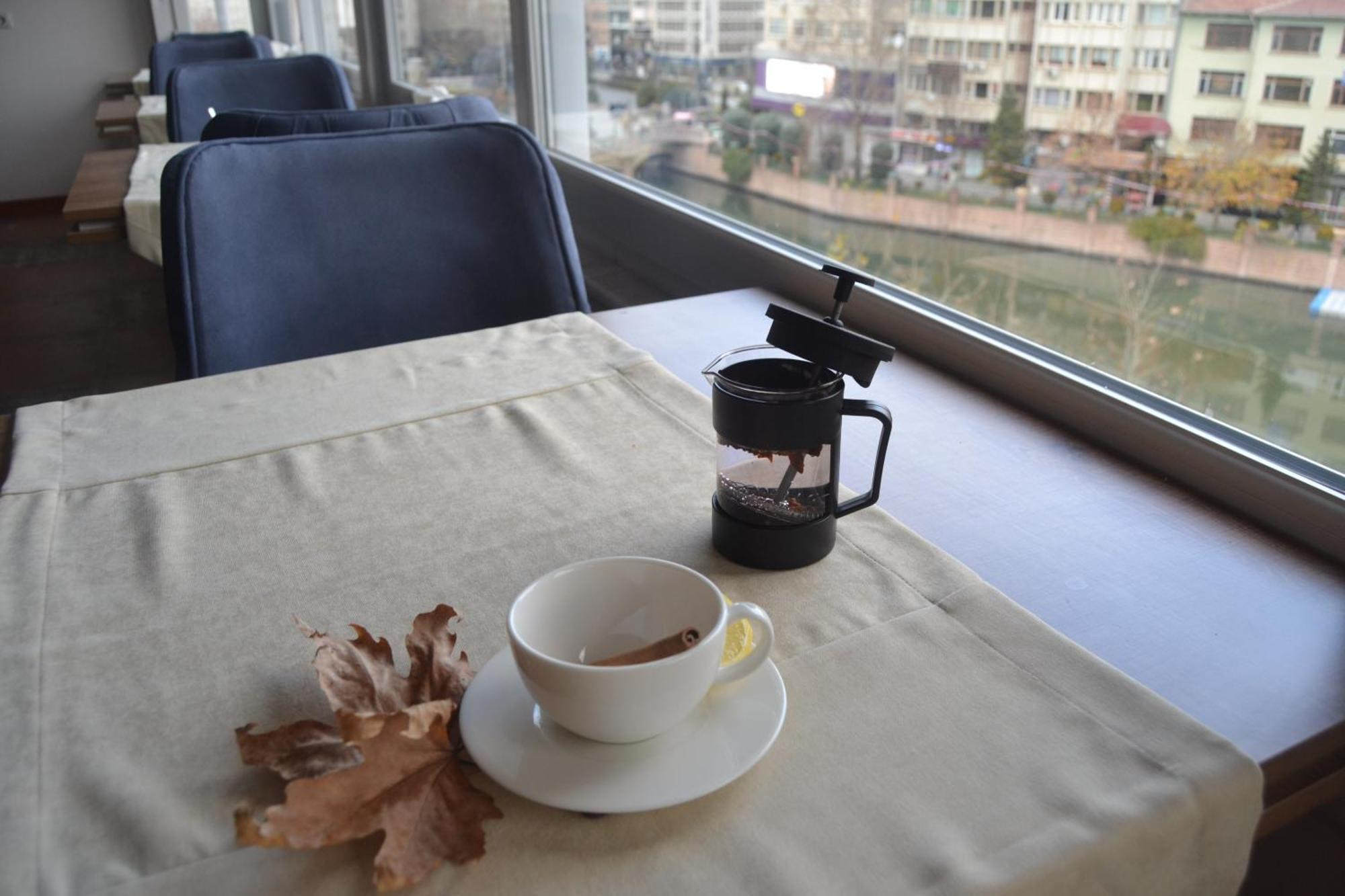 Manzara Hotel Эскишехир Экстерьер фото